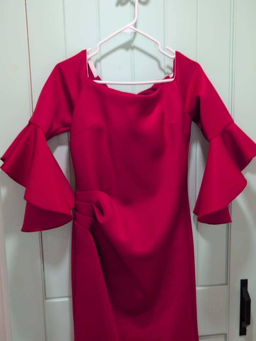 Betsy & Adam Off-Shoulder Red Mermaid Gown with Flounced Sleeves Size 12 💃 - Picture 4 of 7